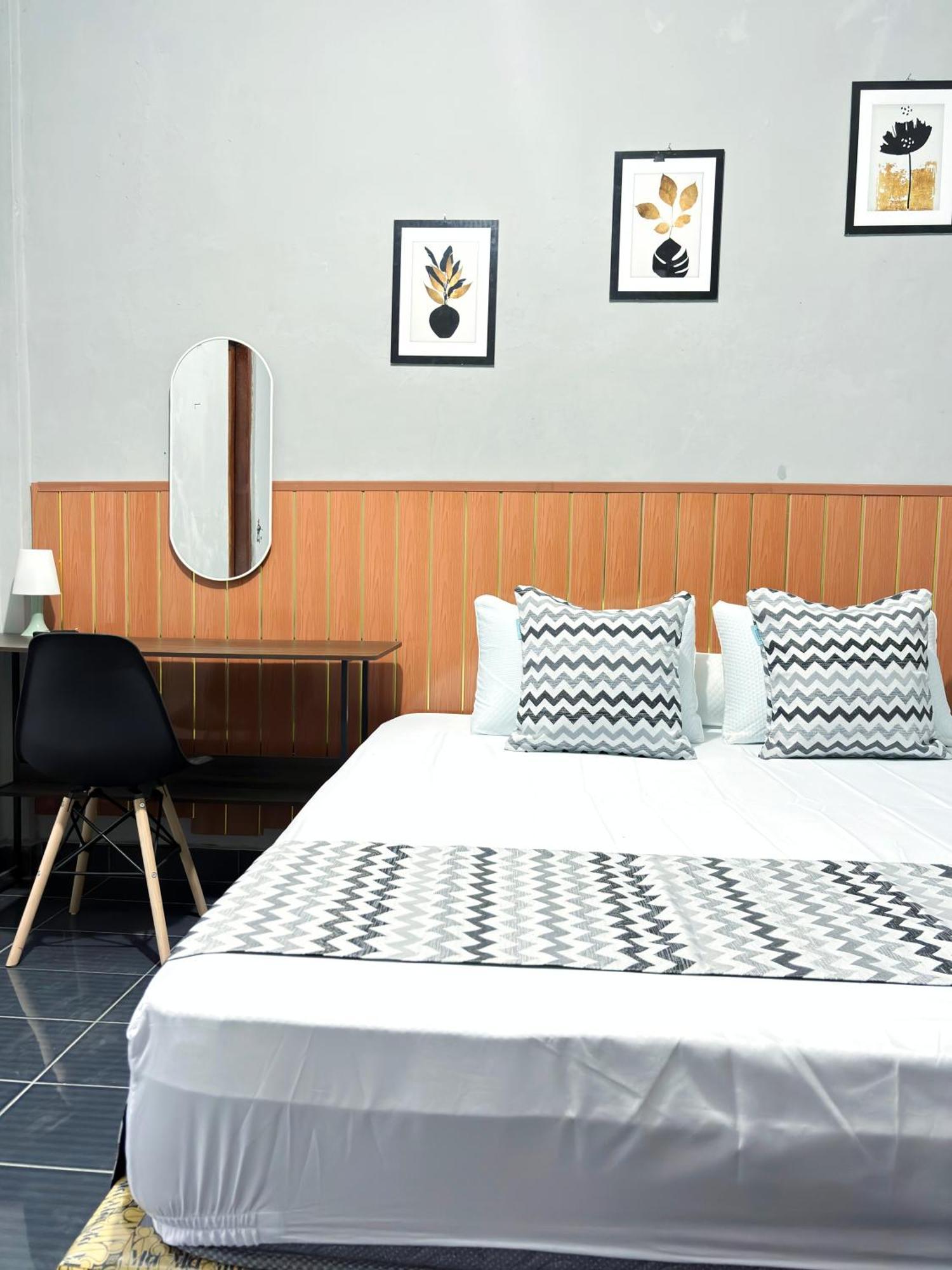 Jogja Day Inn يوغياكارتا المظهر الخارجي الصورة