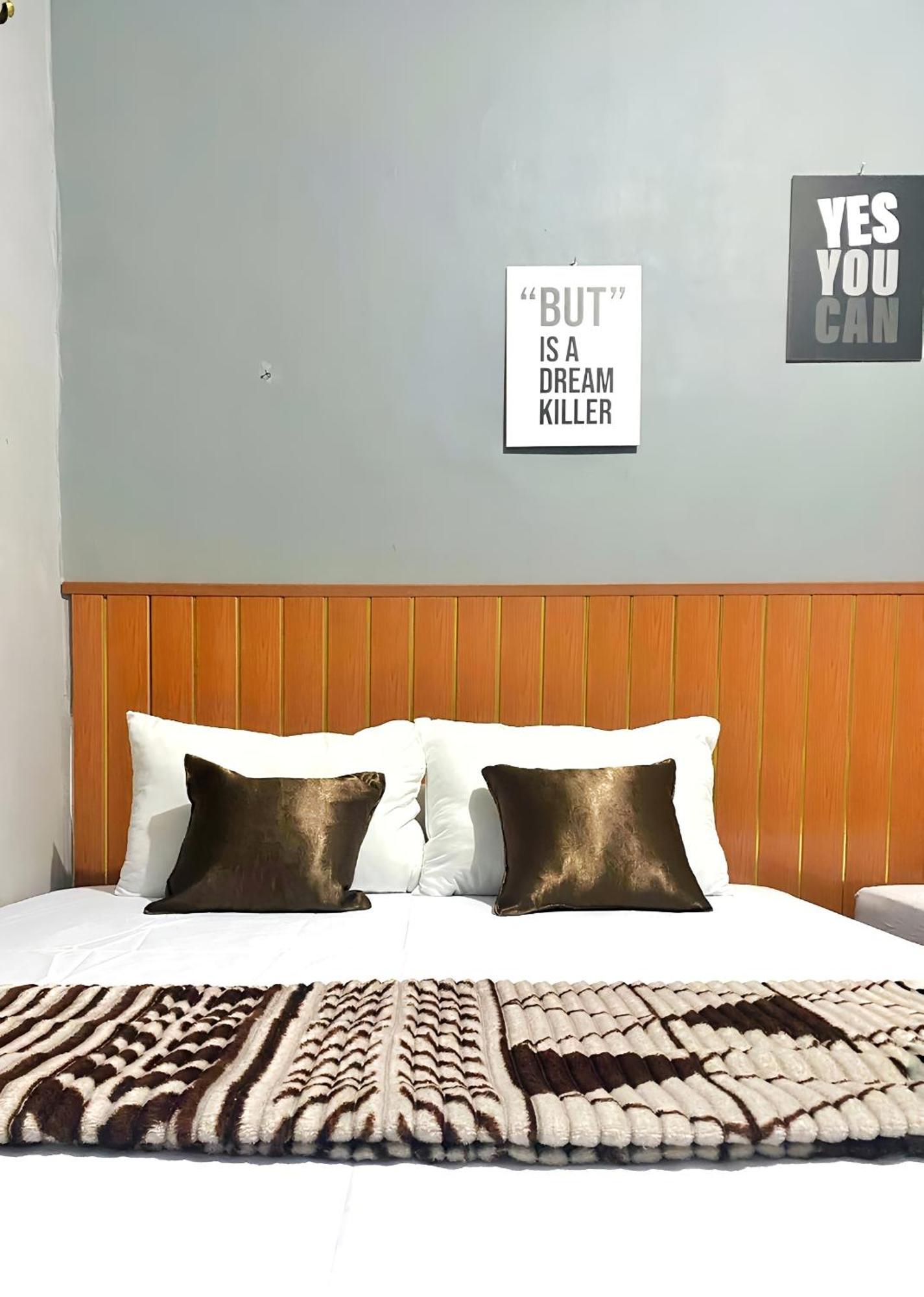 Jogja Day Inn يوغياكارتا المظهر الخارجي الصورة